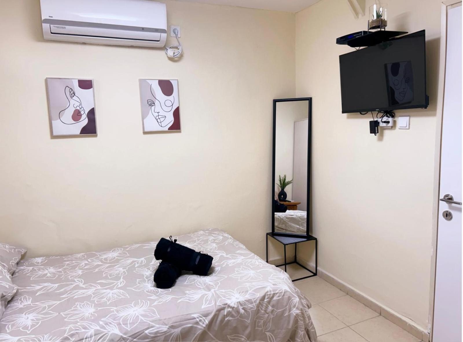 Guy'S Apartment 埃拉特 外观 照片